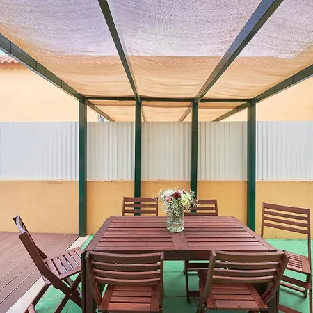 Idyllic With Amazing Courtyard, By Timecooler Appartement Lissabon