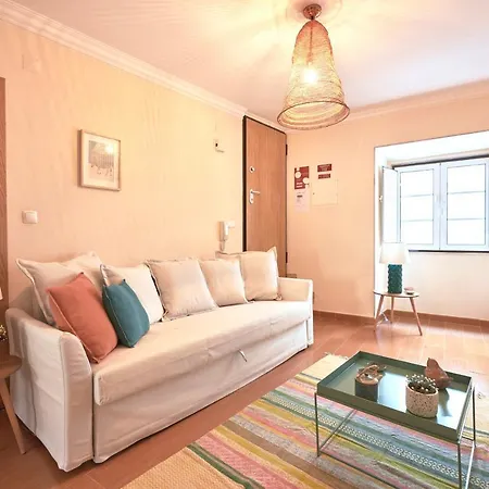 Apartment Idyllic With Amazing Courtyard, By Timecooler Lisbon