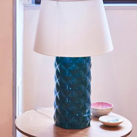 Idyllic With Amazing Courtyard, By Timecooler شقة