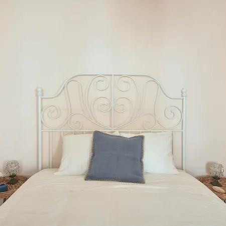 Idyllic With Amazing Courtyard, By Timecooler Apartment