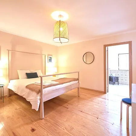 Apartment Idyllic With Amazing Courtyard, By Timecooler Lisbon