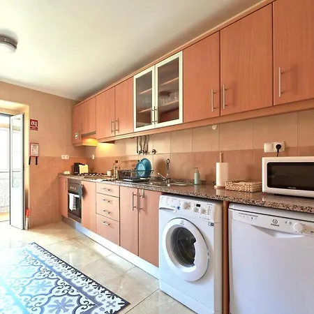 Idyllic With Amazing Courtyard, By Timecooler Apartment