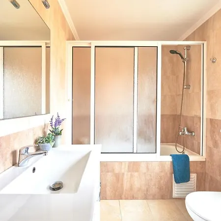 Appartement Idyllic With Amazing Courtyard, By Timecooler