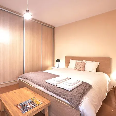 Idyllic With Amazing Courtyard, By Timecooler Appartement